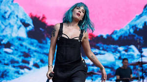 Pop Star Halsey Shines At Billboard Music Festival Wallpaper