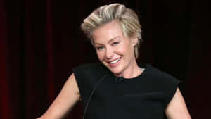 Portia De Rossi Smiling Black Dress Wallpaper