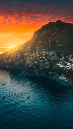 Positano Scenery For Iphone Screen Wallpaper