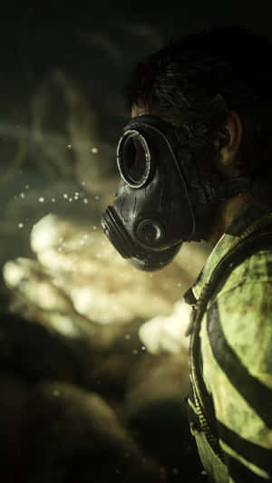 Post Apocalyptic Survivor Gas Mask Wallpaper