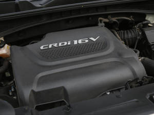 Powerful Performance In A Dynamic Suv. Wallpaper