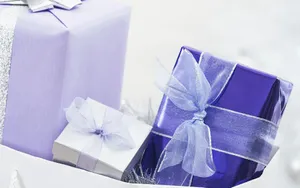 Presents Of The New Year - Fashioned With Bows Wallpaper