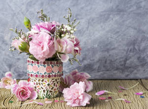 Pretty Pink Flower Bouquet In A Crystal Vase Wallpaper