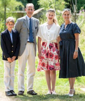 Prince Edward And His Royal Family Wallpaper