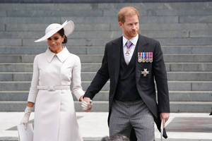 Prince Harry Military Clothing Meghan Wallpaper