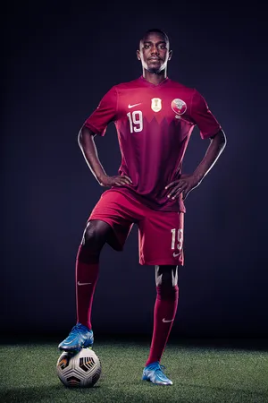 Qatar National Football Team Almoez Ali Poster Wallpaper