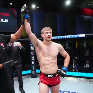 Raised Arms Arnold Allen Wallpaper