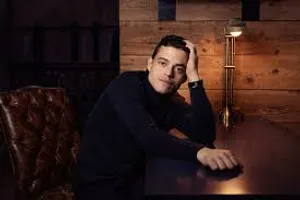 Rami Malek In An Elegant Pose Wallpaper