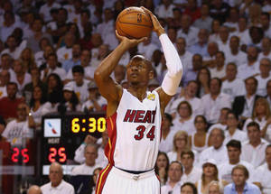 Ray Allen All White Wallpaper