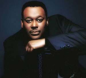 Record Producer Luther Vandross Wallpaper