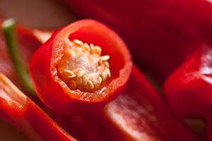 Red 4k Uhd Bell Pepper Seed Wallpaper