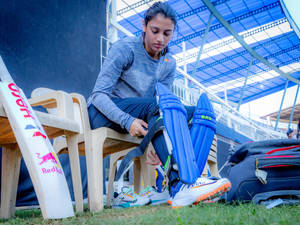 Red Bull Endorser Smriti Mandhana Wallpaper