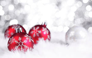 Red Christmas Balls Widescreen Wallpaper