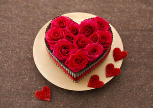 Red Flower Heart Cake Wallpaper