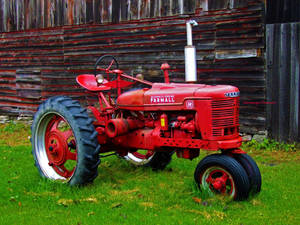 Red Mccormick-deering Farmall Tractor Wallpaper