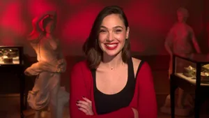 Red Notice Sarah's Wide Smile Wallpaper