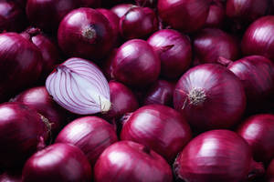 Red Onion Full Frame Shot Wallpaper