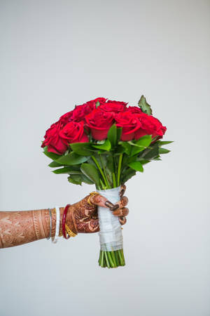 Red Roses Mehndi Wallpaper