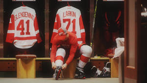 Red Wings Jersey Luke Glendening And Dylan Larkin Wallpaper