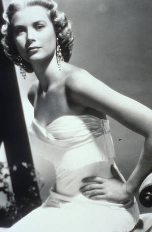 Refined Grace Kelly Wallpaper