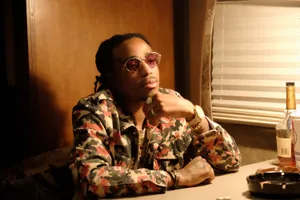 Reflective Artistin Camouflage Jacket Wallpaper