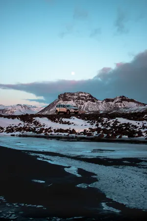 Renault In Arctic Wallpaper