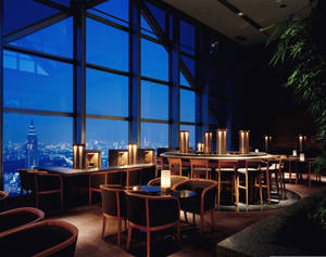 Restaurant In Park Hyatt Tokyo Japan Wallpaper