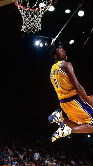 Reverse Slam Dunk Kobe Bryant Iphone Wallpaper