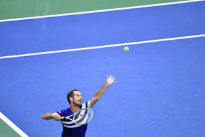 Richard Gasquet Tennis Serve Wallpaper