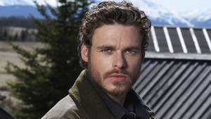 Richard Madden Klondike Wallpaper