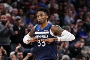 Robert Covington Devotion For His Team Wallpaper