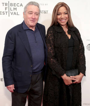 Robert De Niro And Wife Wallpaper