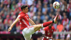 Robert Lewandowski Striking Ball Wallpaper