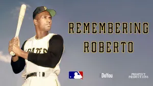 Roberto Clemente Remembrance Poster Wallpaper