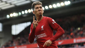 Roberto Firmino Sad Face Finger Wallpaper