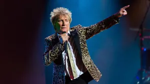 Rod Stewart You're In My Heart Wallpaper