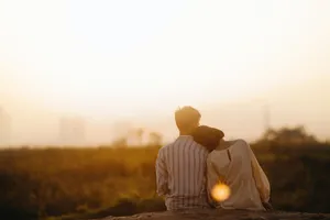 Romantic Couple Head On Shoulder Wallpaper