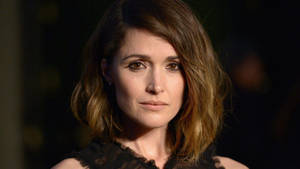 Rose Byrne At Peter Rabbit Movie Premiere Wallpaper