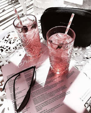 Rose Gold And Black: A Stylish Combination Wallpaper