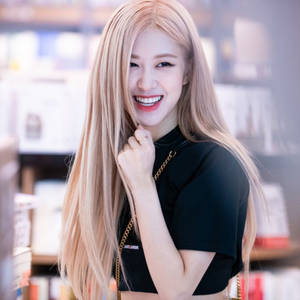 Roseanne Park Smiling Wallpaper