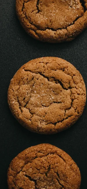 Round Cookie Iphone Wallpaper