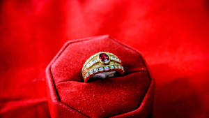 Ruby Ring In The Middle Wallpaper