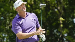 Ryan Palmer Looking Up Wallpaper