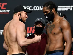 Ryan Spann Wearing Mask Wallpaper