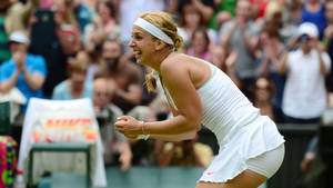 Sabine Lisicki Celebrating Victory Wallpaper