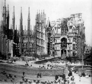 Sagrada Familia Black And White Wallpaper