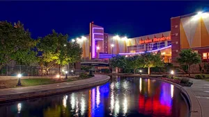 San Antonio Reflection Wallpaper