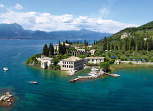 San Vigilio In Lago Di Garda Wallpaper