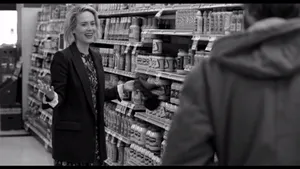 Sarah Paulson In Blue Jay 2016 Wallpaper