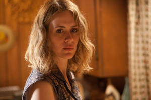 Sarah Paulson In Mud 2012 Wallpaper